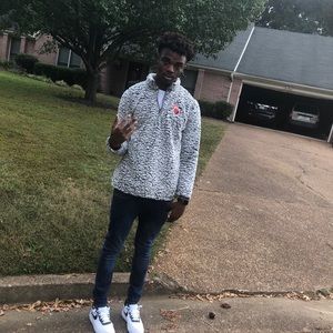 Meet your Posher, Isaiah